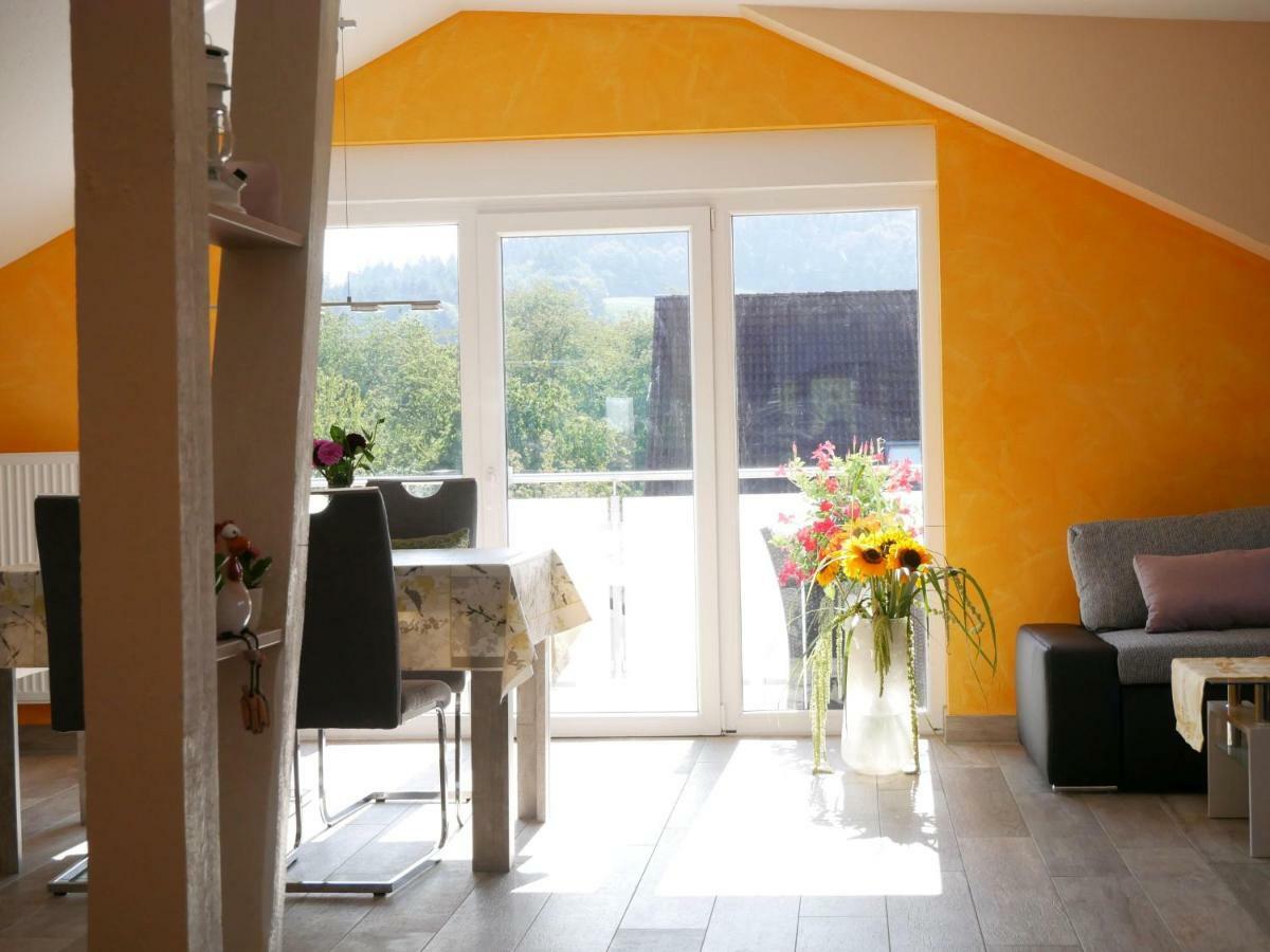Ferienwohnung Kirschbluete Mosbach  ภายนอก รูปภาพ