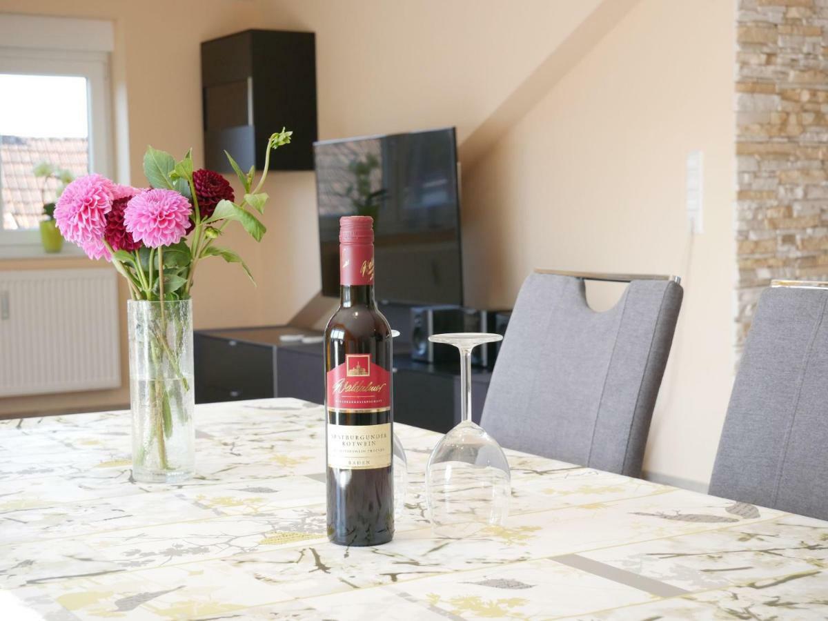 Ferienwohnung Kirschbluete Mosbach  ภายนอก รูปภาพ