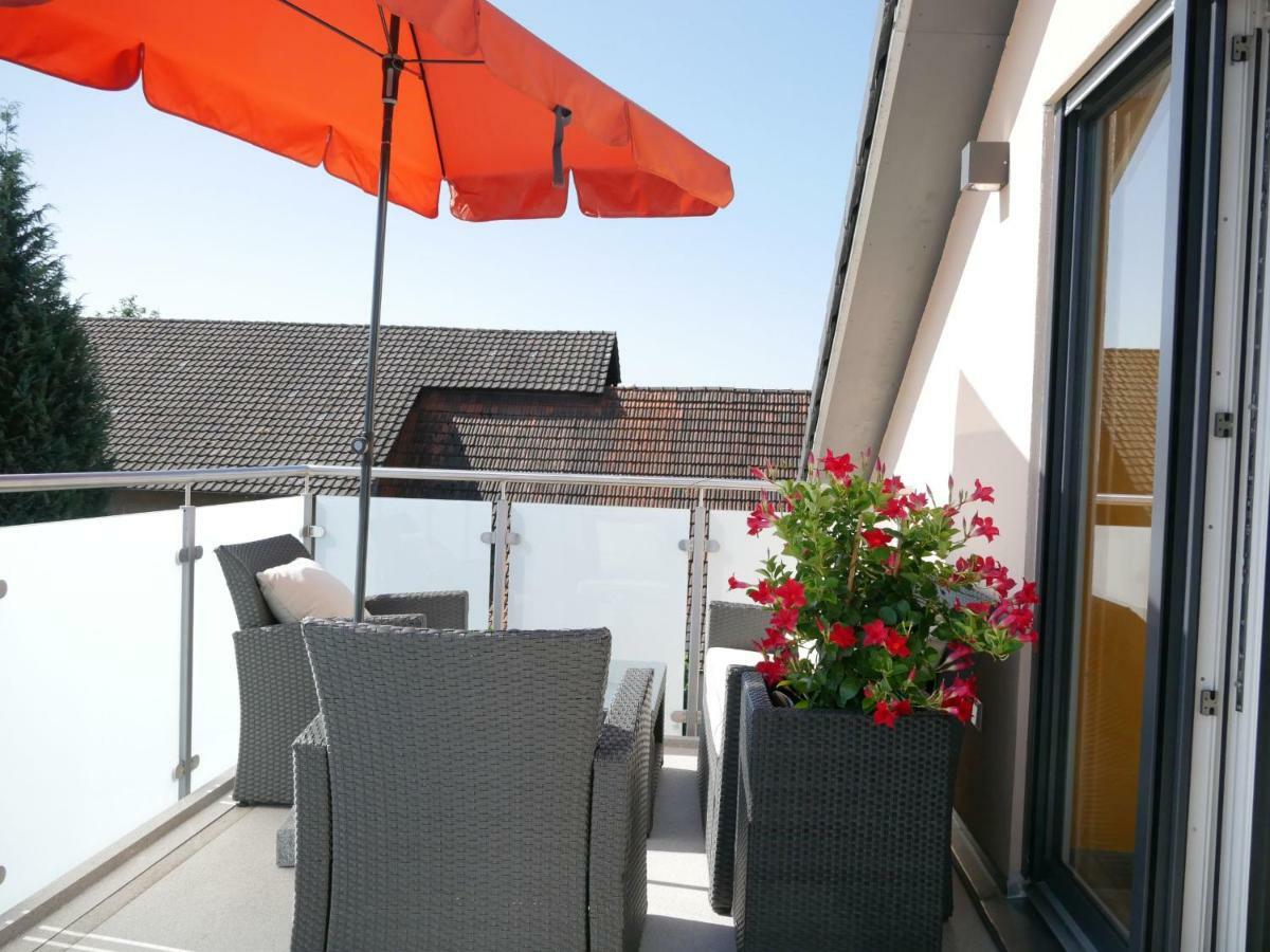 Ferienwohnung Kirschbluete Mosbach  ภายนอก รูปภาพ